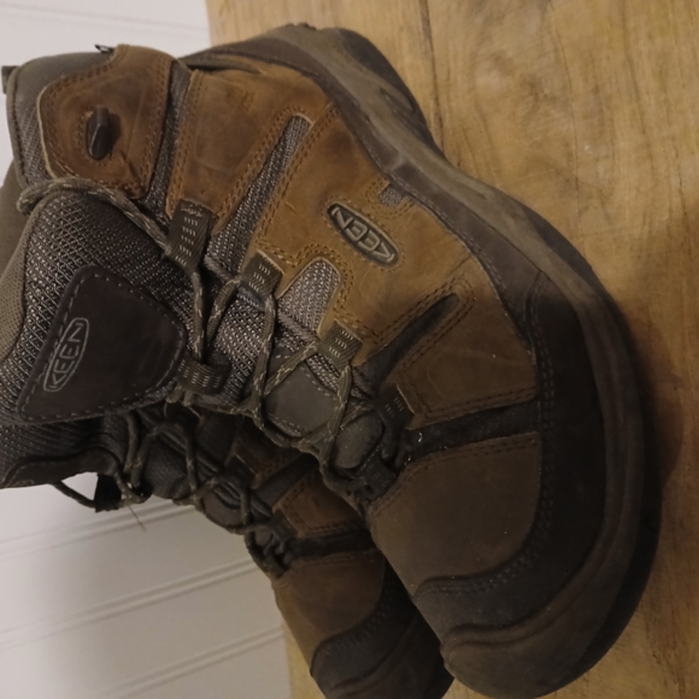 Keen Brown Rugged Hiking Boots with Durable Sole
